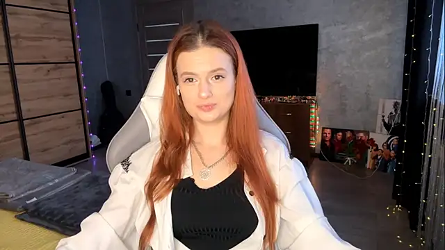 FoxyEmma online show from April 17, 12:07 pm