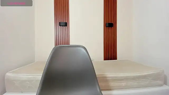 AnySweet19 online show from April 18, 12:18 pm