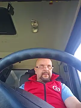 Cristo1982 online show from April 15, 8:04 am