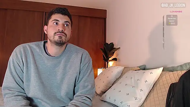  SaraRoss online show from April 20, 5:16 pm