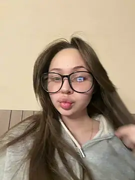 NIKAGPT online show from April 15, 8:31 pm