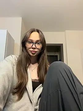 NIKAGPT online show from April 8, 7:16 pm