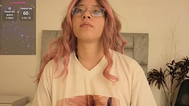 Izumi   online show from April 17, 4:03 am