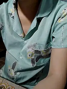 -Trang- online show from May 10, 2:24 am