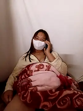 cat-kat online show from April 1, 1:41 pm