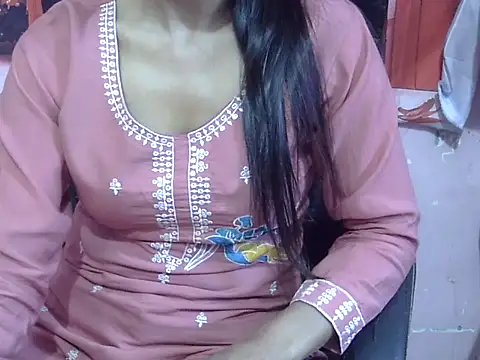 Simran hot1 online show from April 3, 6:11 am