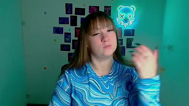 Tiffani Angel online show from April 15, 5:41 am