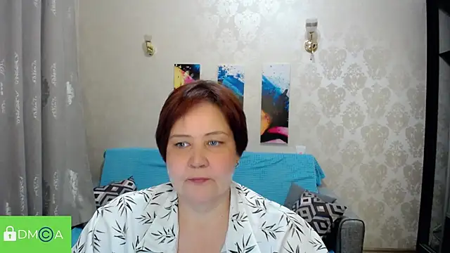 QUEEN02030 online show from April 8, 3:14 pm