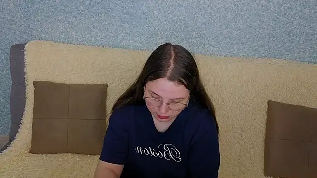 SofiDreamm online show from April 18, 7:29 pm