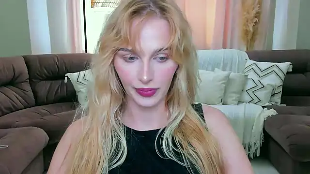 blonde  flirt online show from April 15, 1:11 pm