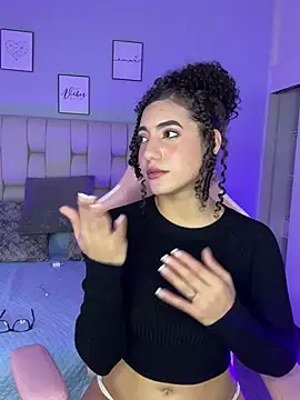 Odett Khastoff online show from April 11, 7:45 am