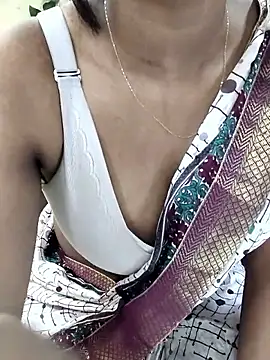 BlushingBunny  online show from April 12, 5:38 pm