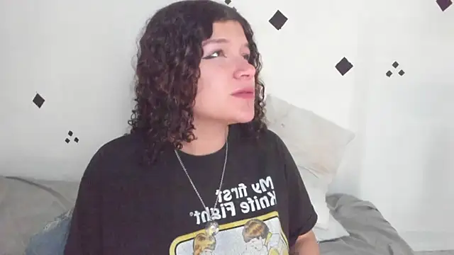 wendybeckett4 online show from April 18, 7:58 pm