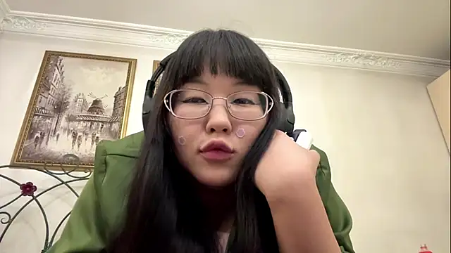 Feylinmay online show from April 30, 10:47 pm