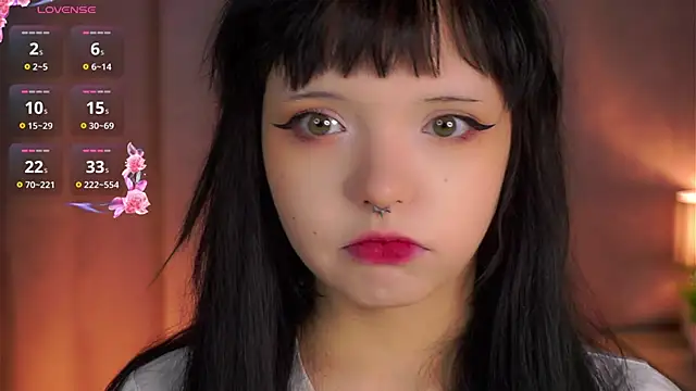 CandiceDossantos online show from April 15, 8:37 am