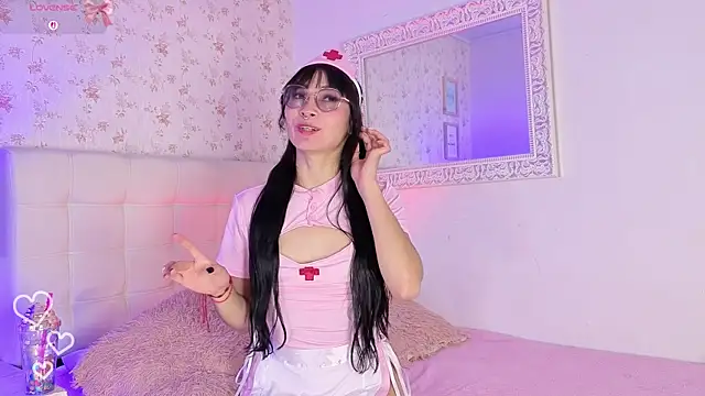 lia kitty0 online show from May 28, 7:01 pm