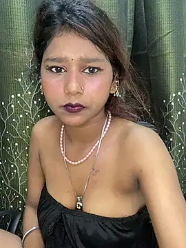 Cutiepie- online show from April 16, 10:01 pm