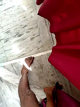 Dreaming Couple online show from April 12, 8:17 am