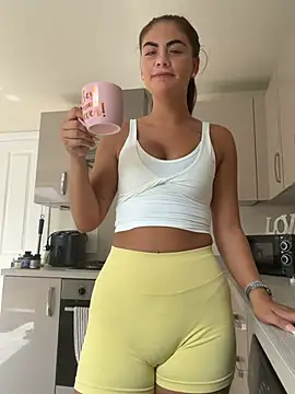 Jessiebx online show from June 25, 9:35 am