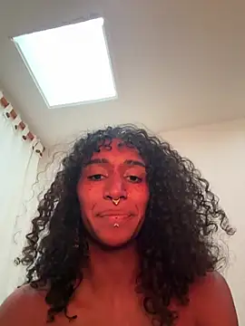 Sun lynx Love online show from April 16, 8:08 pm