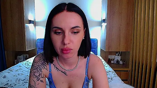 Sour Berry  online show from June 1, 6:53 pm