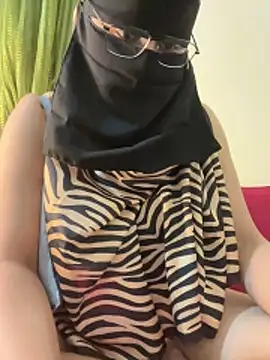 dilsheen kaur live online show from April 4, 4:50 pm