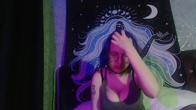 little chappy online show from April 16, 12:27 pm