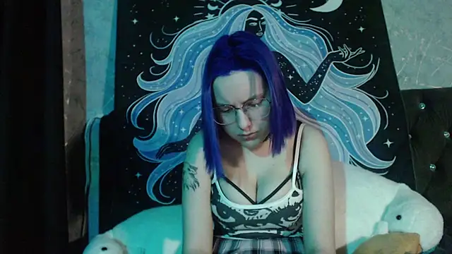 little chappy online show from April 17, 12:40 pm