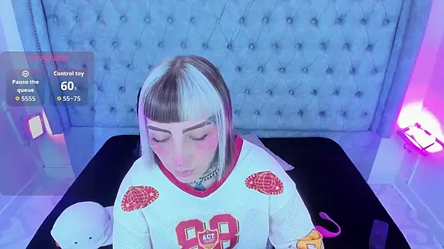 Gyal Smith online show from July 21, 4:24 am