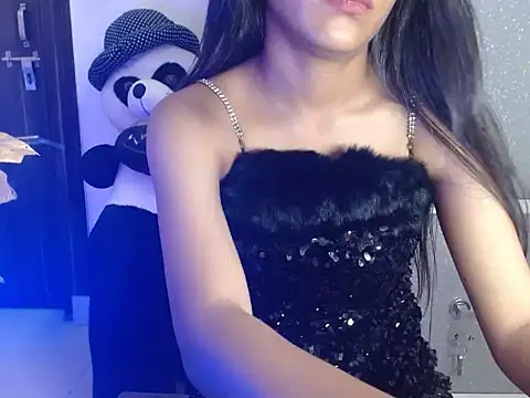 Nora81 online show from April 18, 8:09 pm