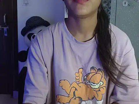 Nora81 online show from April 17, 8:33 pm