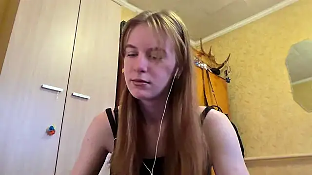 DonnaKuc online show from April 20, 6:16 am