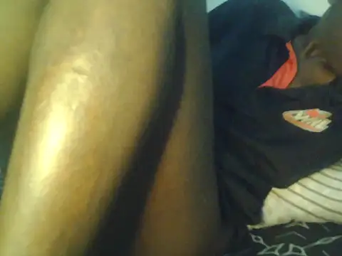 Thandiwe2003 online show from April 19, 2:22 am