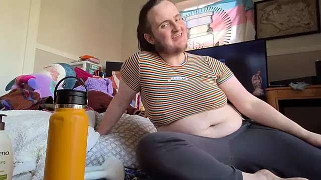 knottyn3bulara online show from April 17, 4:31 pm