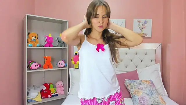 Alina Valmont online show from April 5, 7:24 pm