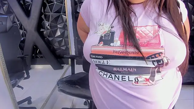 AbbyRogers1 online show from April 18, 3:09 am