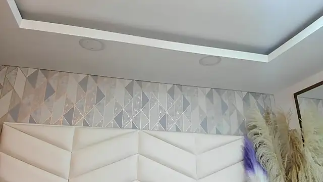 iam  mystic online show from April 20, 3:09 am