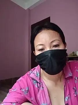 Bristy BigBoobs online show from July 18, 4:16 am