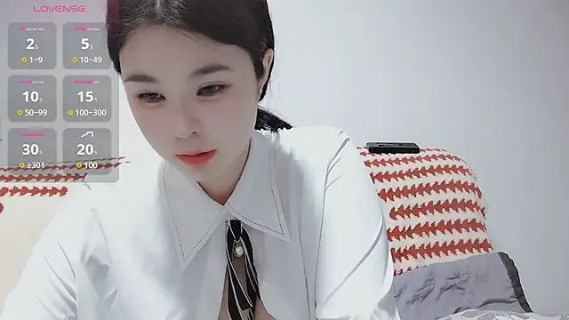 niuniu556 online show from April 18, 11:24 am