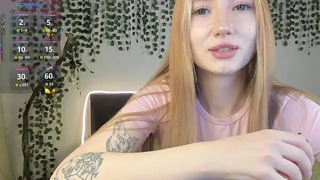 Leona Vixen online show from April 20, 11:19 pm