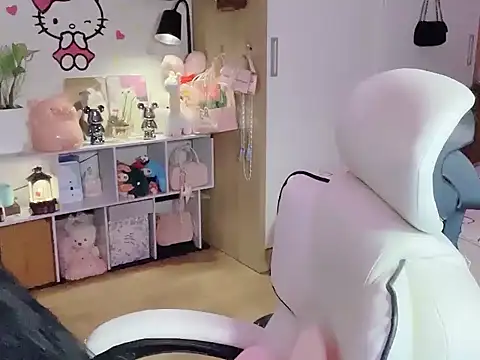 Yua-Rin20 online show from April 18, 7:07 pm