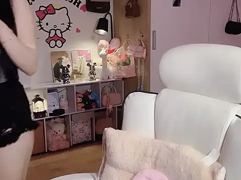 Yua-Rin20 online show from April 16, 8:08 pm