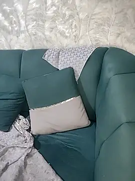 nono 114 online show from April 7, 9:17 pm