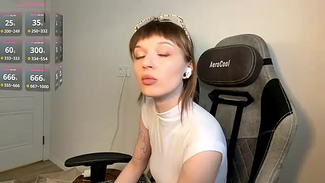 JackBoyken online show from April 18, 12:51 pm