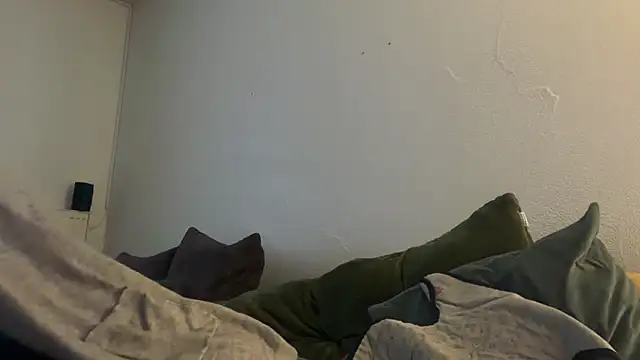 nursenextdoor901 online show from April 13, 5:42 am