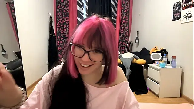 WifeAileen online show from April 10, 6:52 am