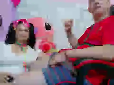 xiomaraANDcristiano online show from April 10, 2:17 am