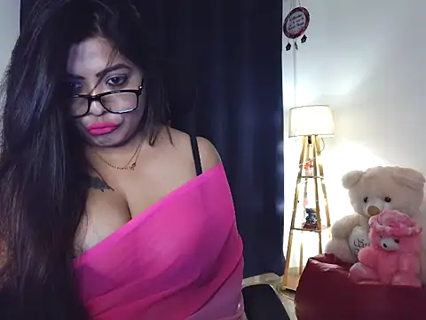 monika sassy online show from April 16, 5:12 pm