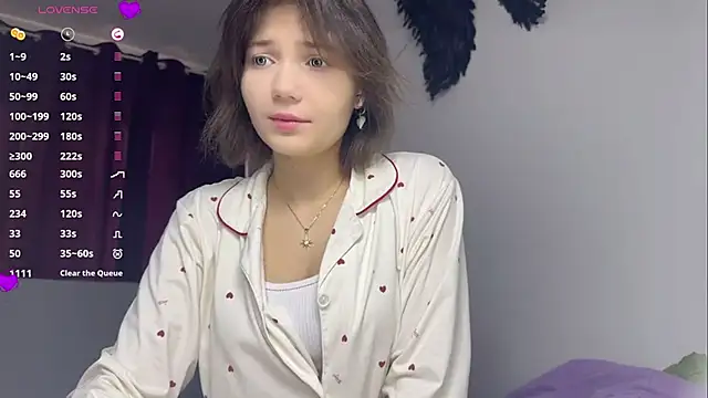 Cute Capricee online show from April 18, 10:07 am