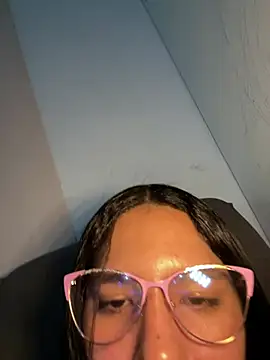 IsabelaRivers online show from April 11, 7:45 am